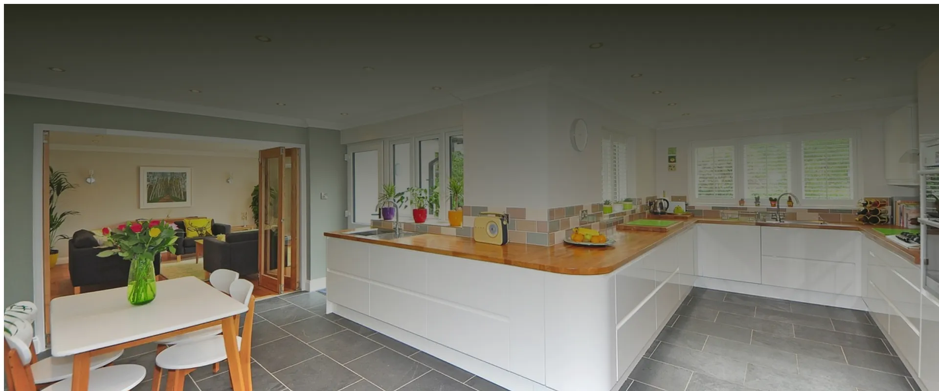 Wie organisiere ich meine Küche, um Zeit beim Kochen zu sparen?